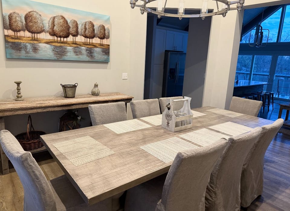 New large dining table perfect for entertaining!