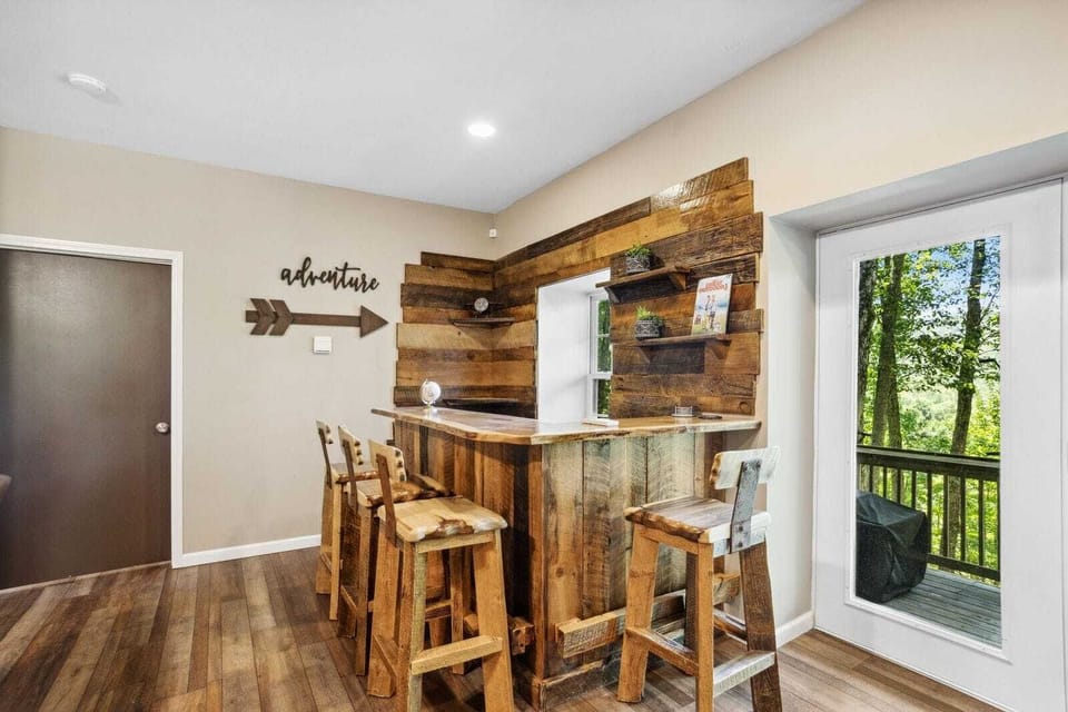 Wet Bar in the Family Room
