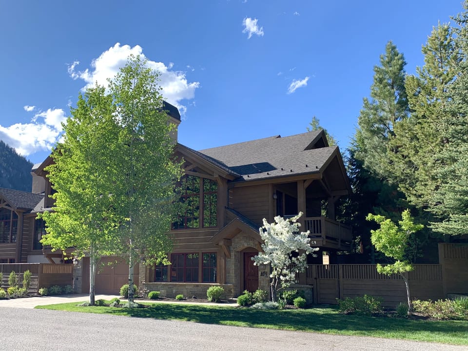  Exterior-2