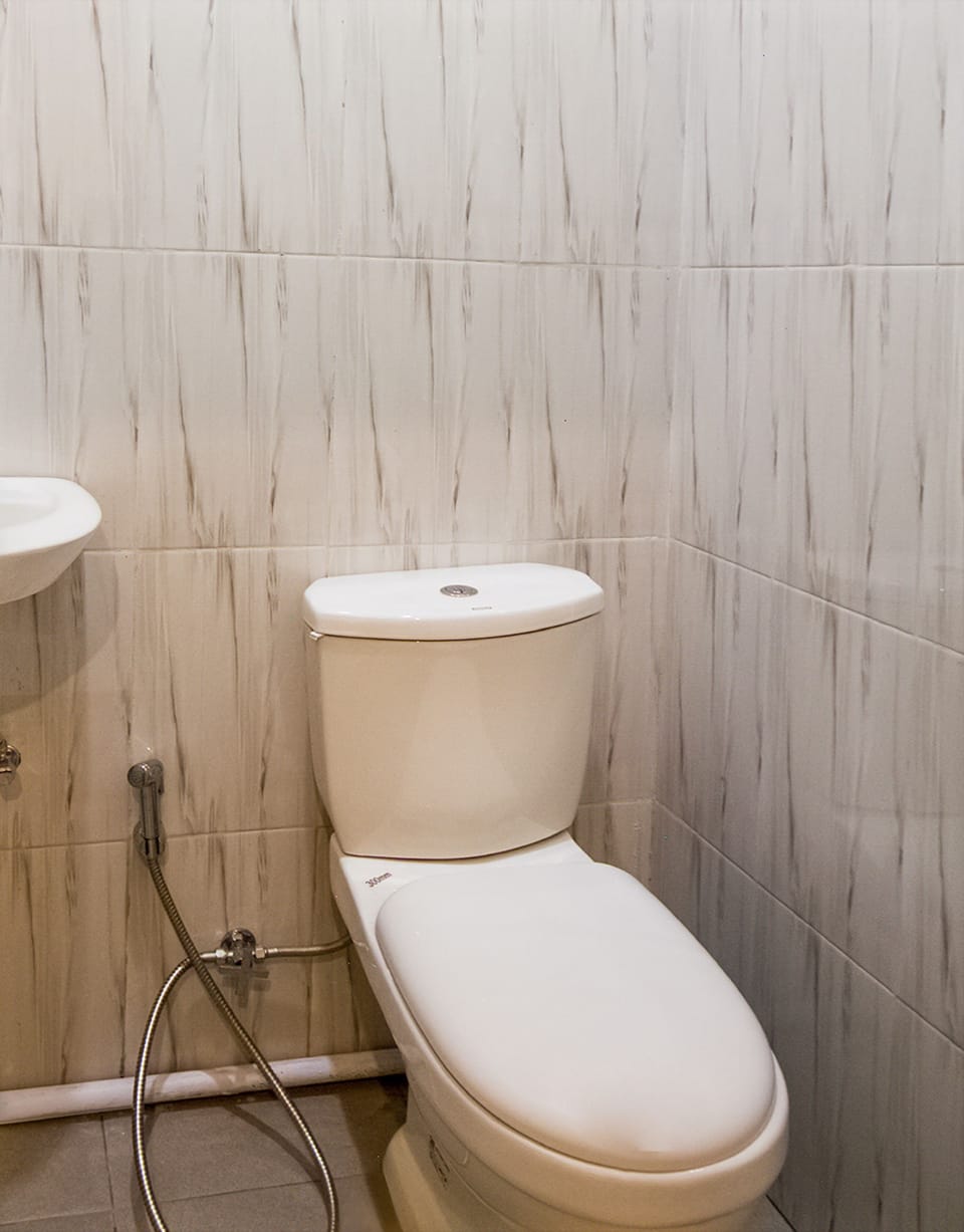 Basic Double Room | Bathroom | Towels
