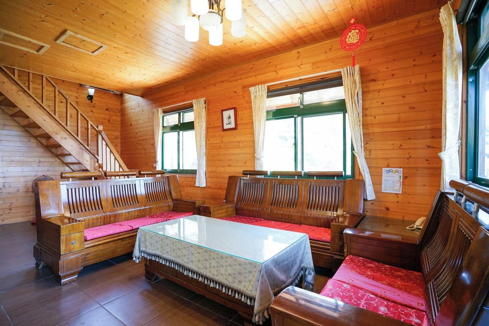 Family Villa | Living area | Flat-screen TV