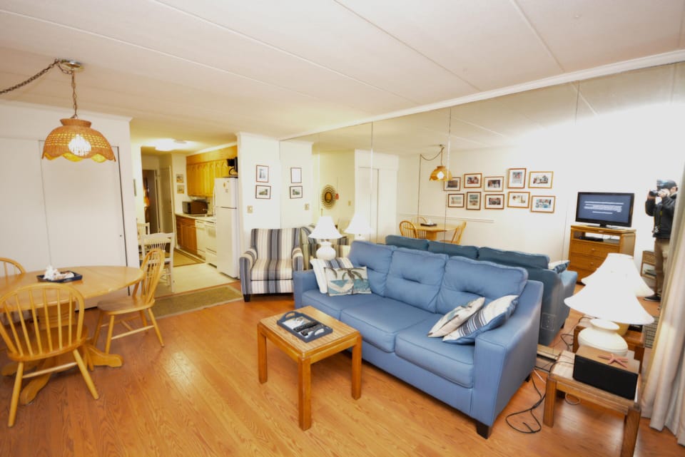 Living-Area Oceanwalk 408-Ocean City