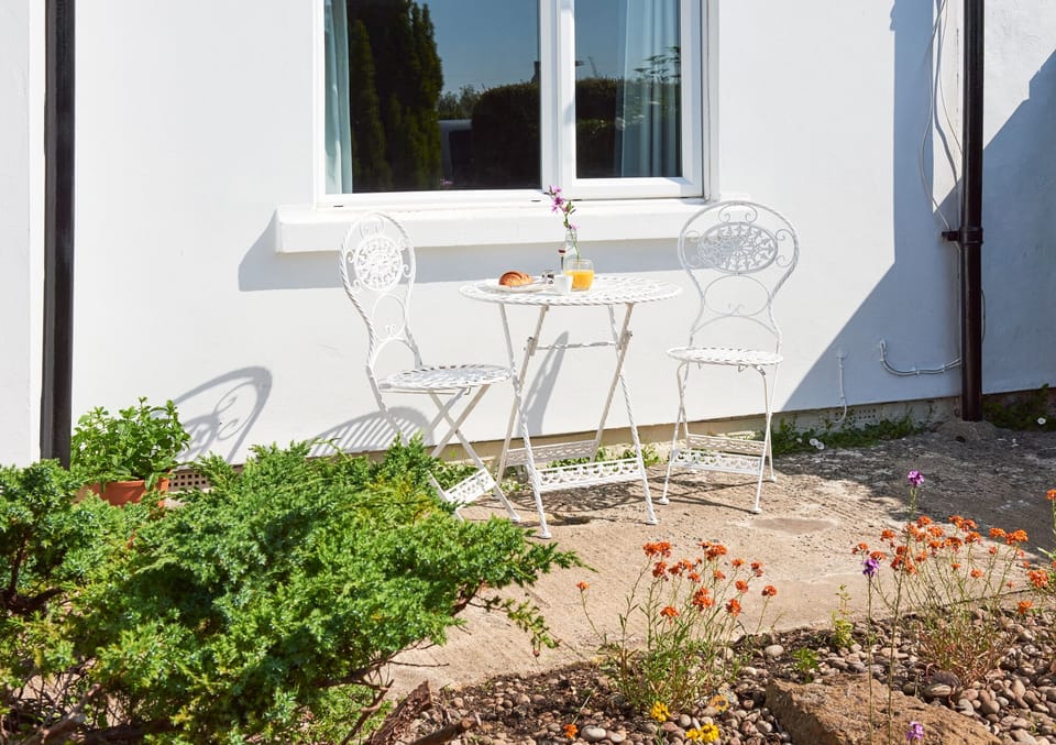Front Garden Seating