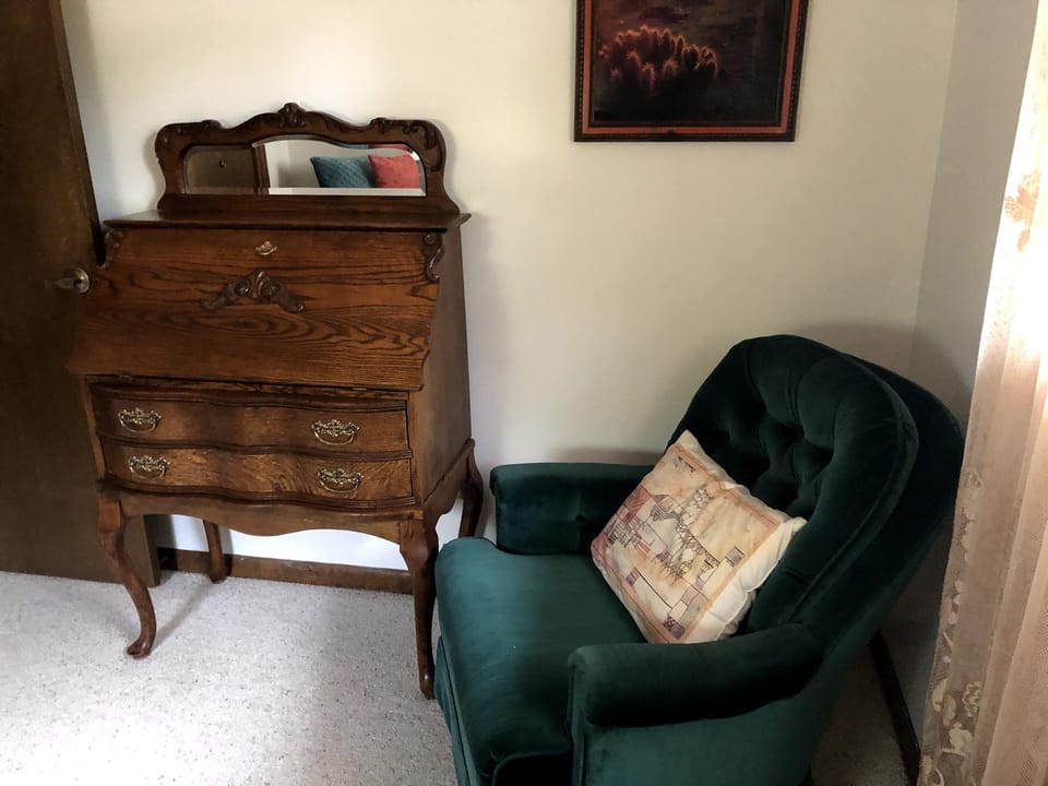 Cozy reading/writing nook in second bedroom