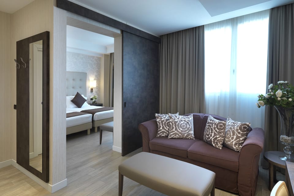 Hypo-allergenic bedding available, minibar (free items), in-room safe