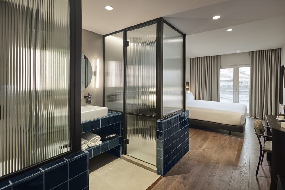 In-room safe, desk, blackout drapes, soundproofing