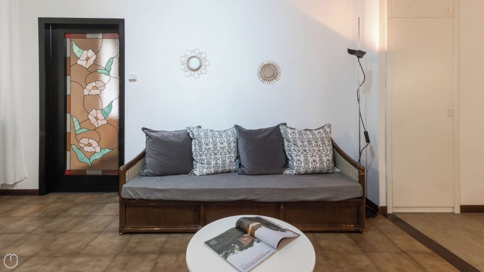 Apartment (1 Bedroom) | Interior