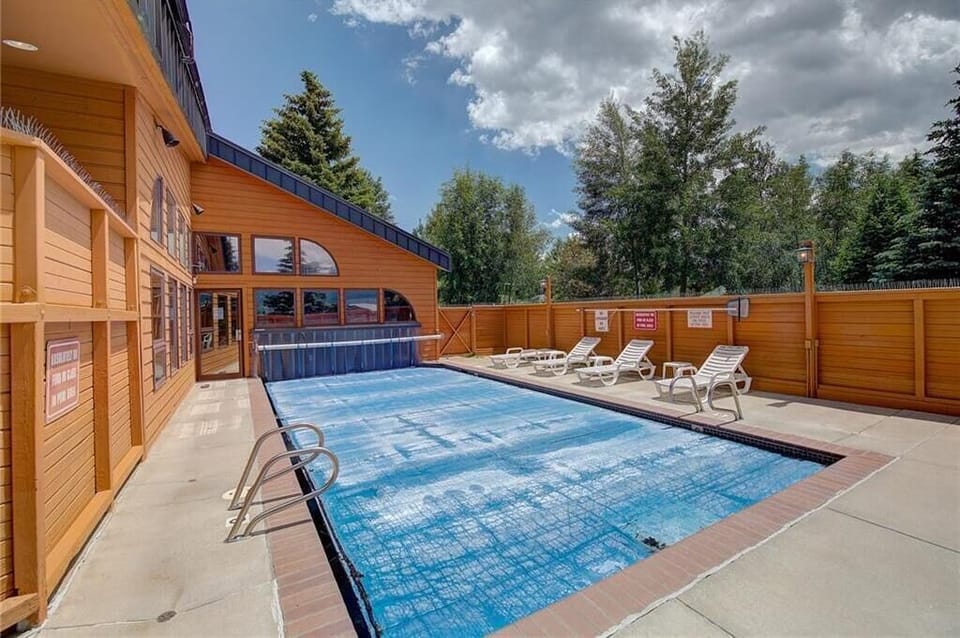 Indoor/Outdoor Heated Pool Year Round