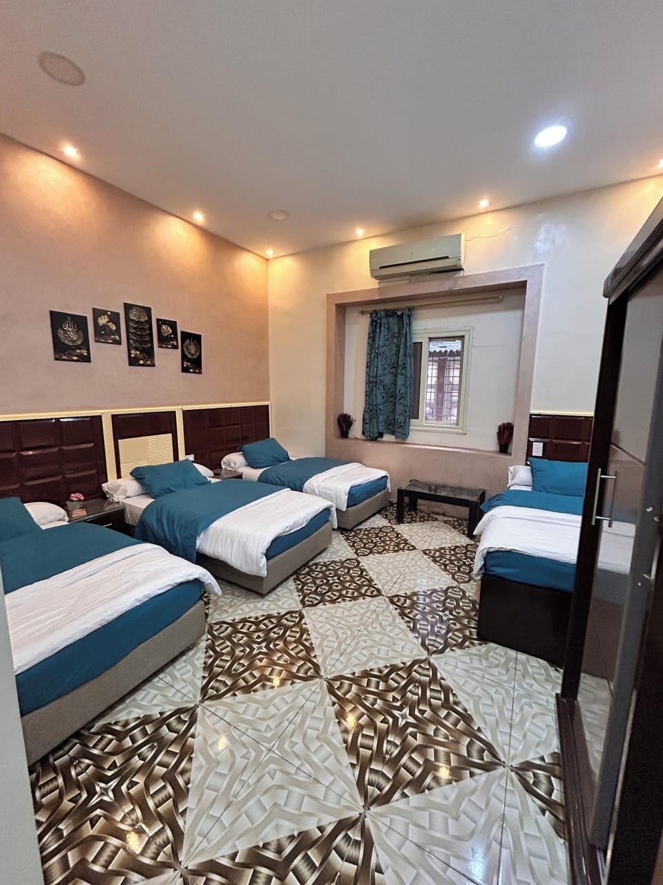 1 bedroom, in-room safe, free WiFi, bed sheets