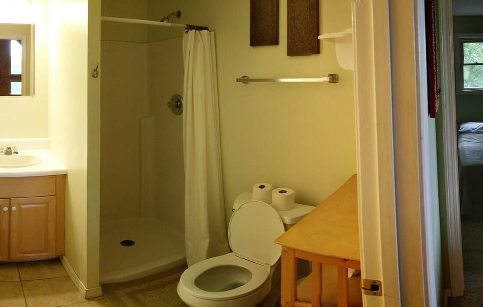 Upstairs Shared Full Bath