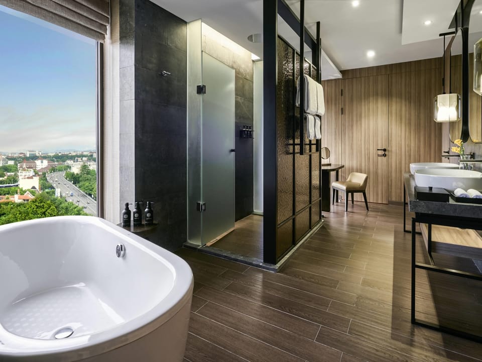 Junior Suite, 1 King Bed (Pullman) | Premium bedding, minibar, in-room safe, desk