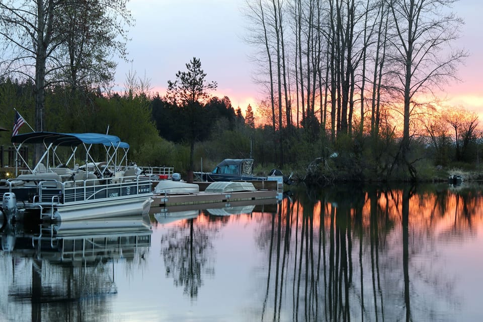 Another day of getting away at Harriman Springs Resort and Marina has begun.