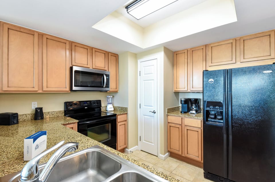 The Palms of Destin 2417 - Fully Equipped Kitchen