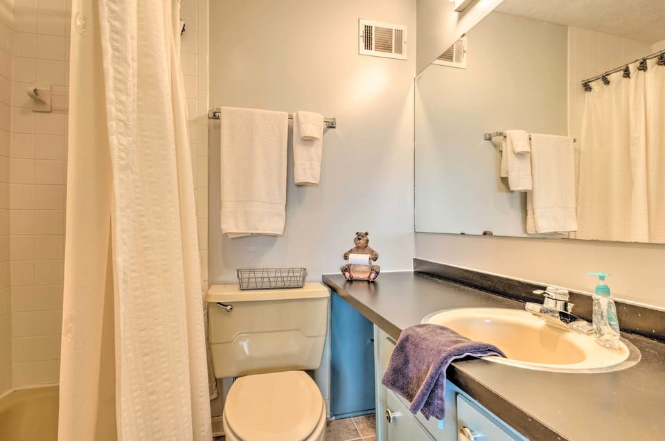 Full Bathroom