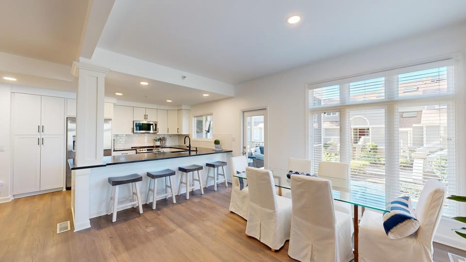 Formal Dining Room and Kitchen