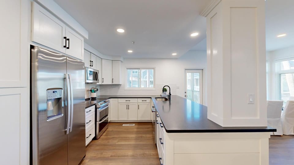 Newly Renovated Kitchen