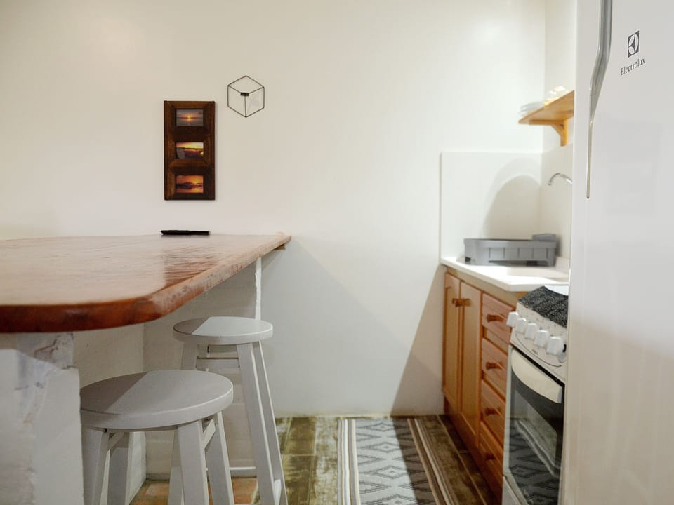 Family Apartment, 1 Bedroom | Private kitchen