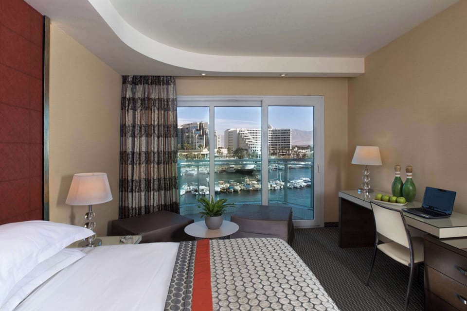 Minibar, in-room safe, desk, soundproofing
