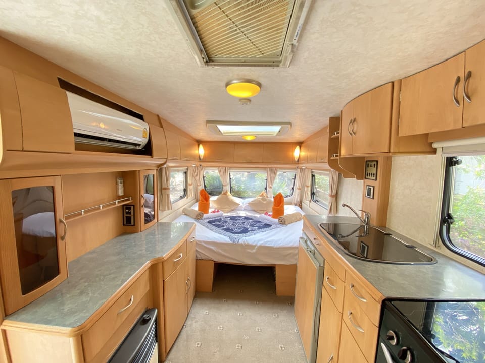 Superior Room | Individually decorated, individually furnished, free WiFi, bed sheets