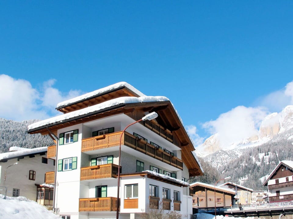 Mountain, Mountainous Landforms, Property, Sky, Mountain Range, Snow, Winter, Architecture, Building, House