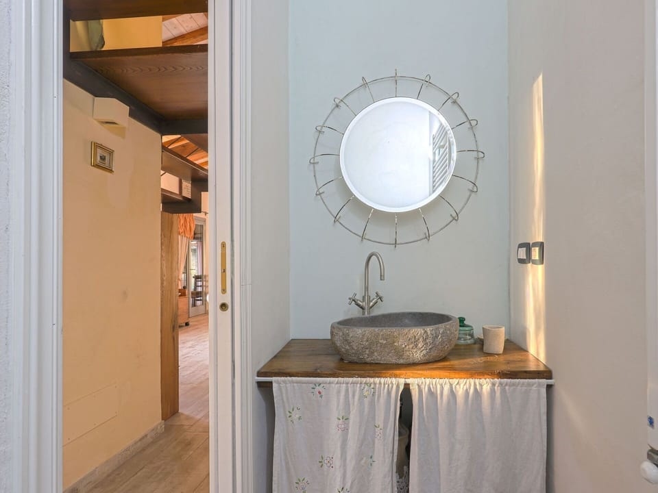 Mirror, Building, Property, Cabinetry, Table, Wood, Interior Design, House, Architecture