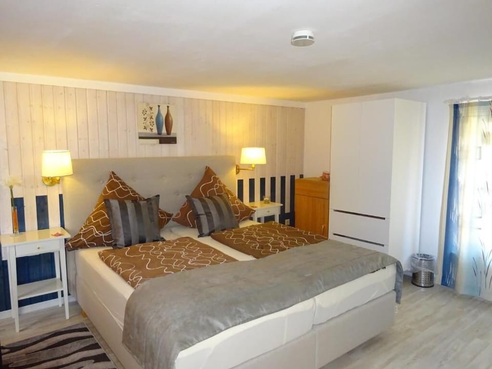 Minibar, in-room safe, individually decorated, desk