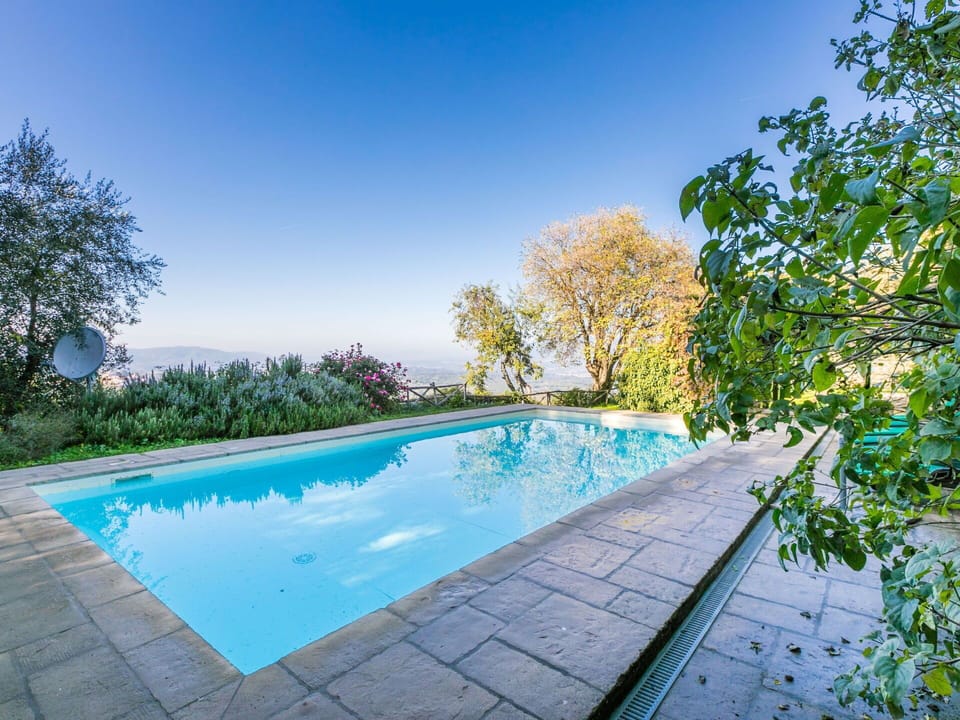 Water, Sky, Plant, Swimming Pool, Azure, Tree, Body Of Water, Natural Landscape, Grass, Leisure