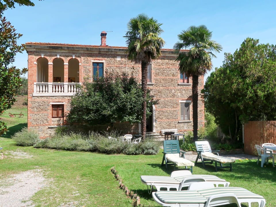 Property, Building, House, Estate, Real Estate, Home, Residential Area, Villa, Architecture, Mansion