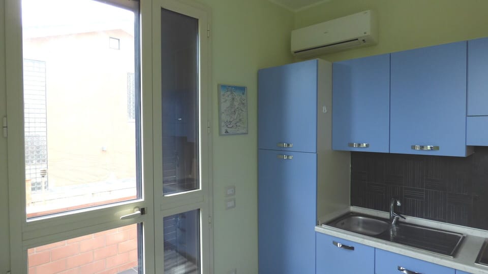 Room, 1 Bedroom, Smoking, Terrace | Interior