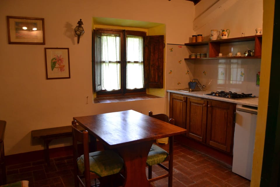 Apartment, 1 Bedroom, Smoking, Garden View | Interior