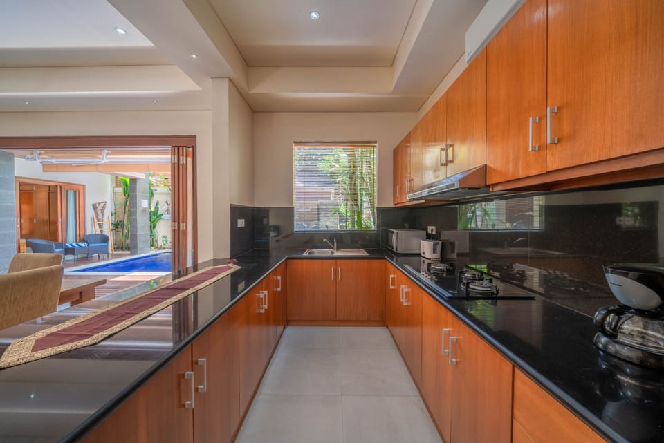 Villa, 3 Bedrooms | Private kitchenette | Fridge, microwave, stovetop, cookware/dishes/utensils