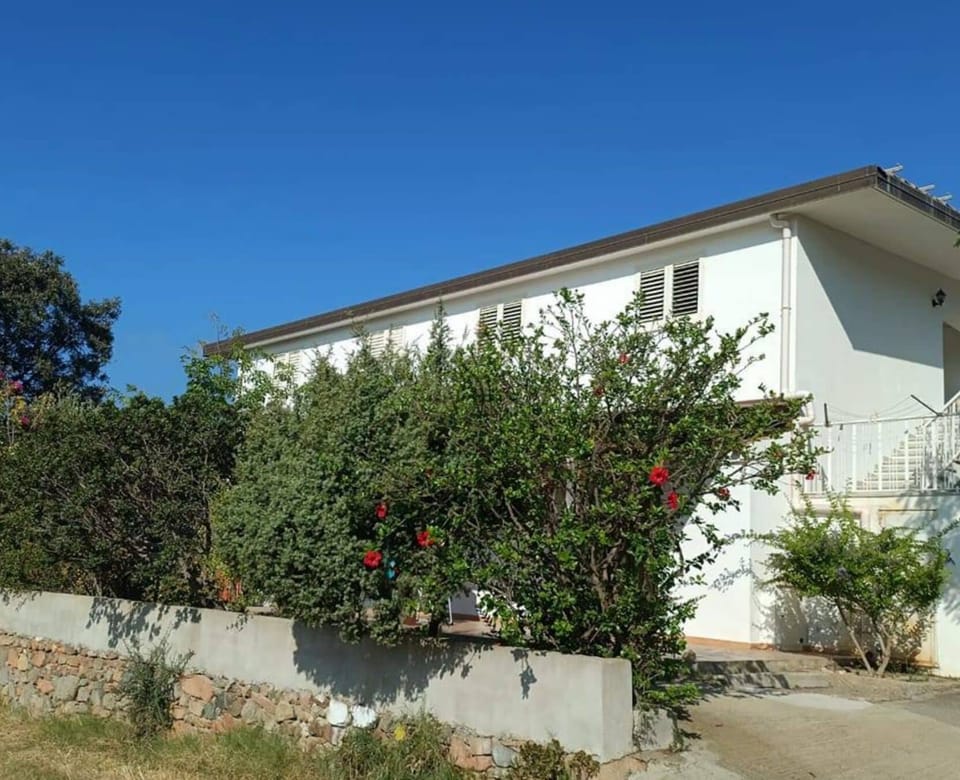 Apartment, 2 Bedrooms, Smoking, Patio | Exterior