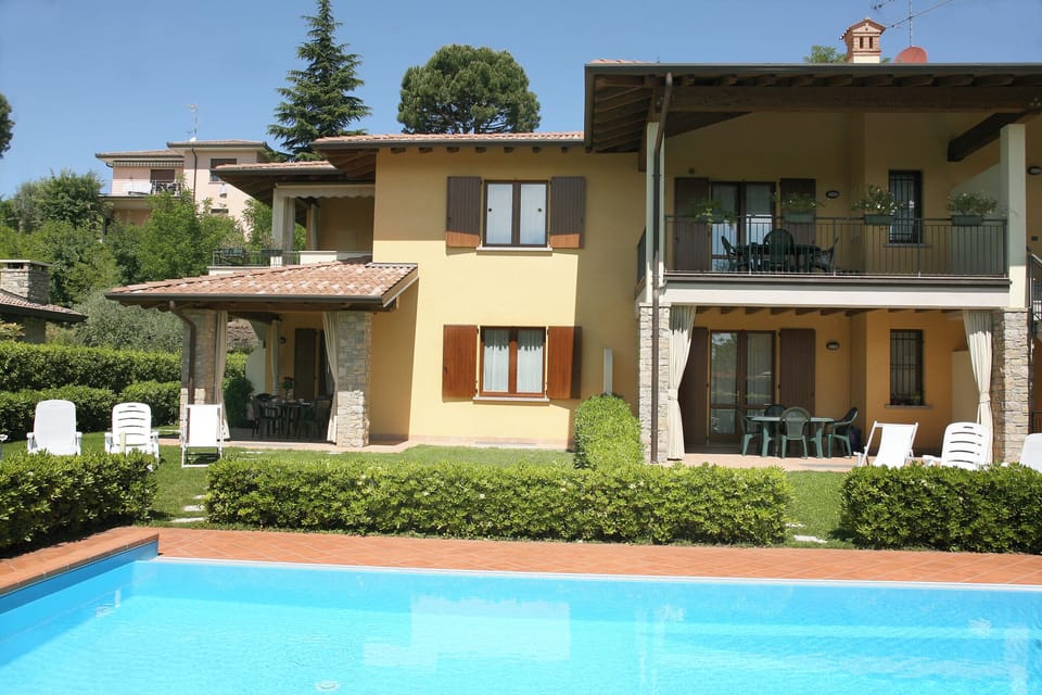 Apartment, 2 Bedrooms, Smoking, Patio | Exterior