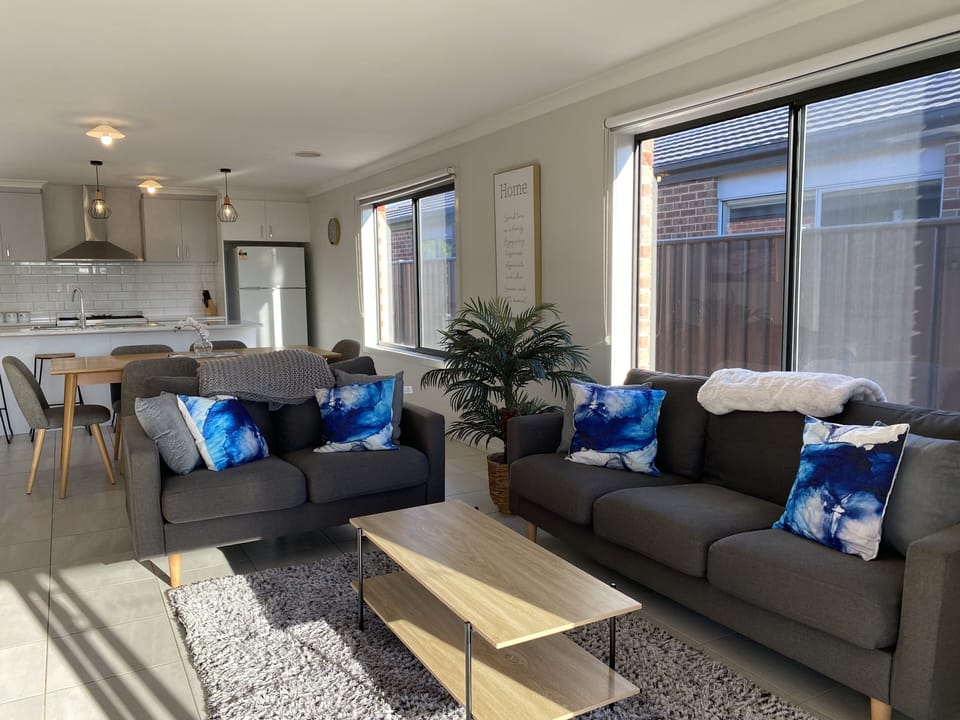 Lounge room 