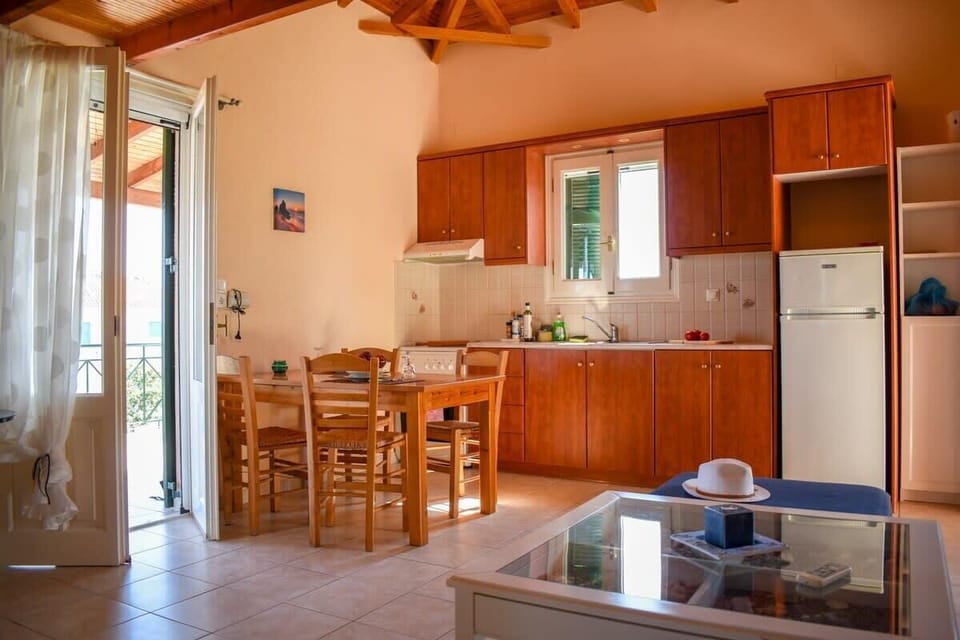  Modern Kitchen Fully Stocked for Your Stay

