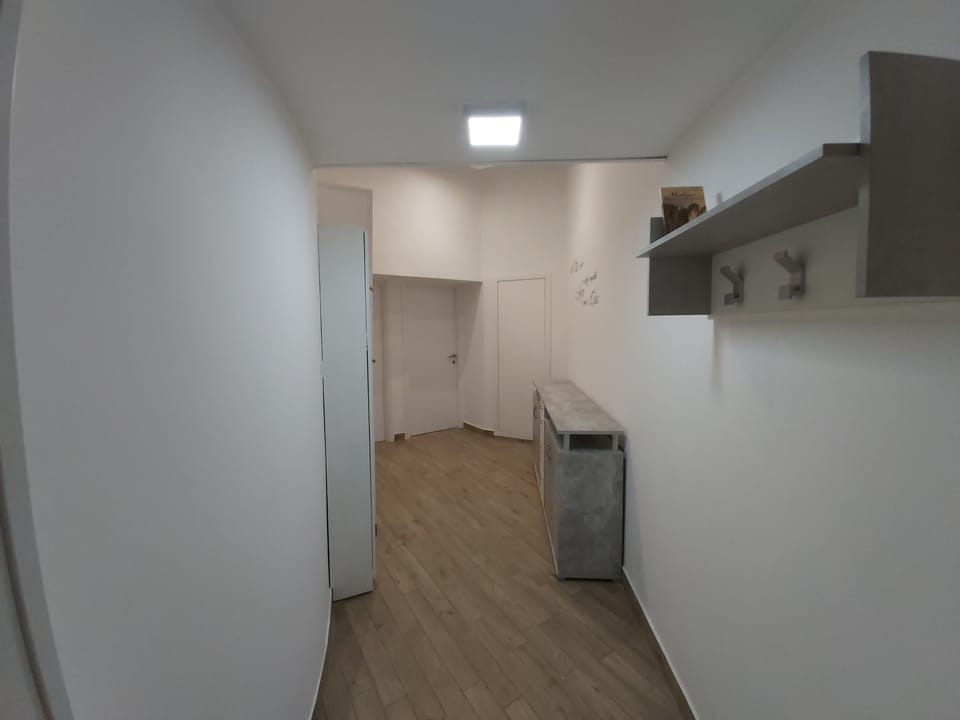 Apartment, 2 Bedrooms, Smoking, Balcony | Interior