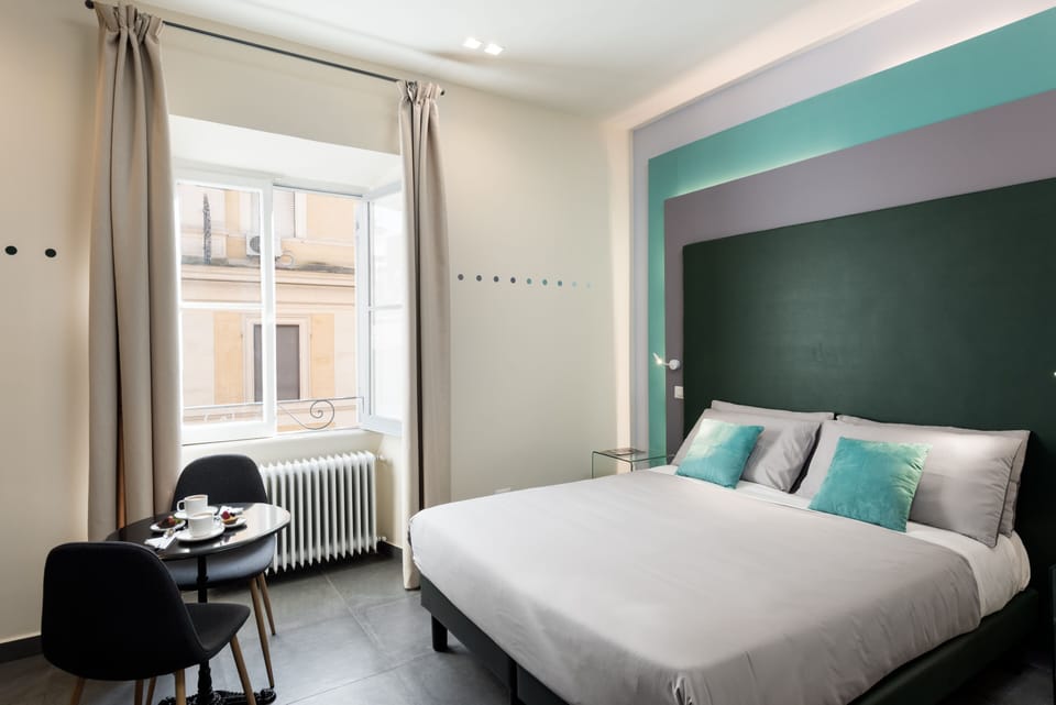 Deluxe Double or Twin Room | Egyptian cotton sheets, premium bedding, down comforters
