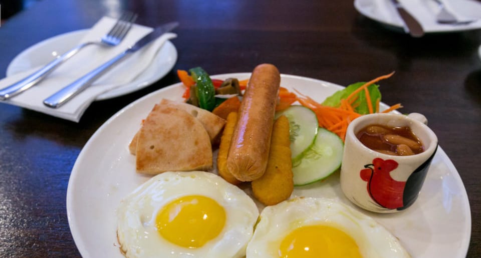 Daily buffet breakfast for a fee