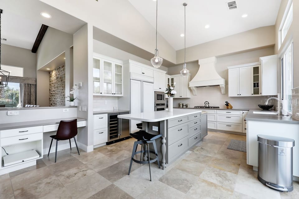 Beautiful kitchen space to prepare a meal for family and friends. Equipped with all new high-end appliances.