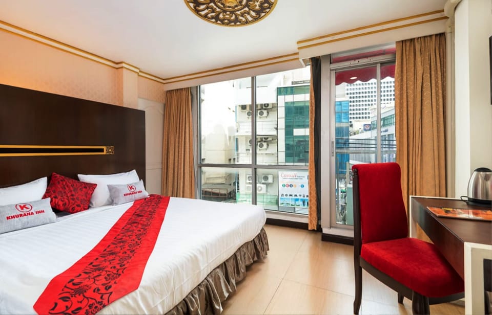 Deluxe Double Room | In-room safe, desk, soundproofing, free WiFi