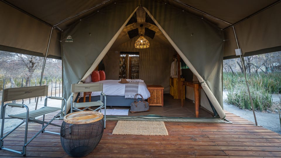 Luxury Tent (Queen bed) | Bed sheets