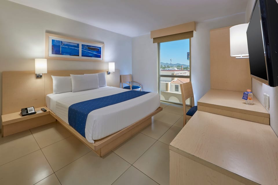 Room, 1 Queen Bed | Desk, iron/ironing board (on request), cribs (free), WiFi (free)