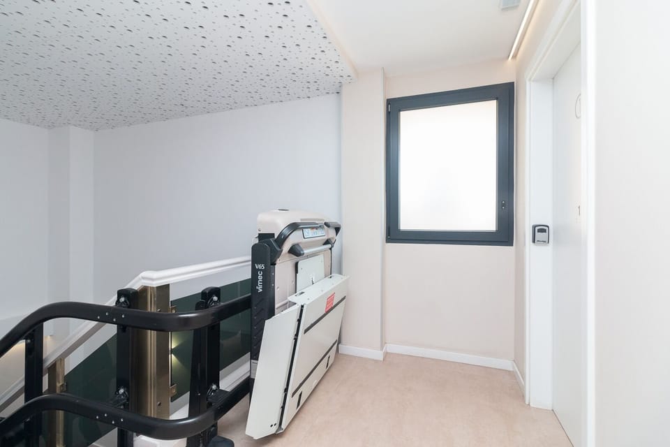 Bet Apartments - City Suites Reig. Hostel in Valencia
