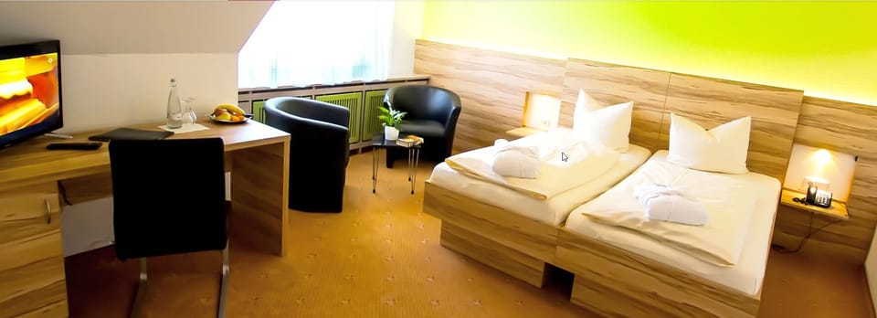 Standard Double Room | Hypo-allergenic bedding, in-room safe, free WiFi, bed sheets