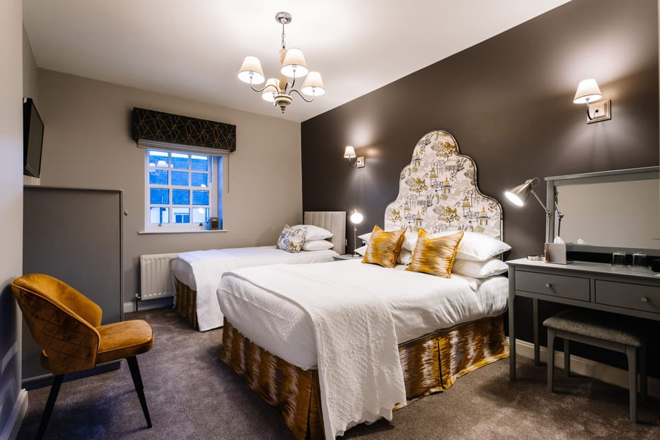 Double or Twin Room, Ensuite (room double single)
