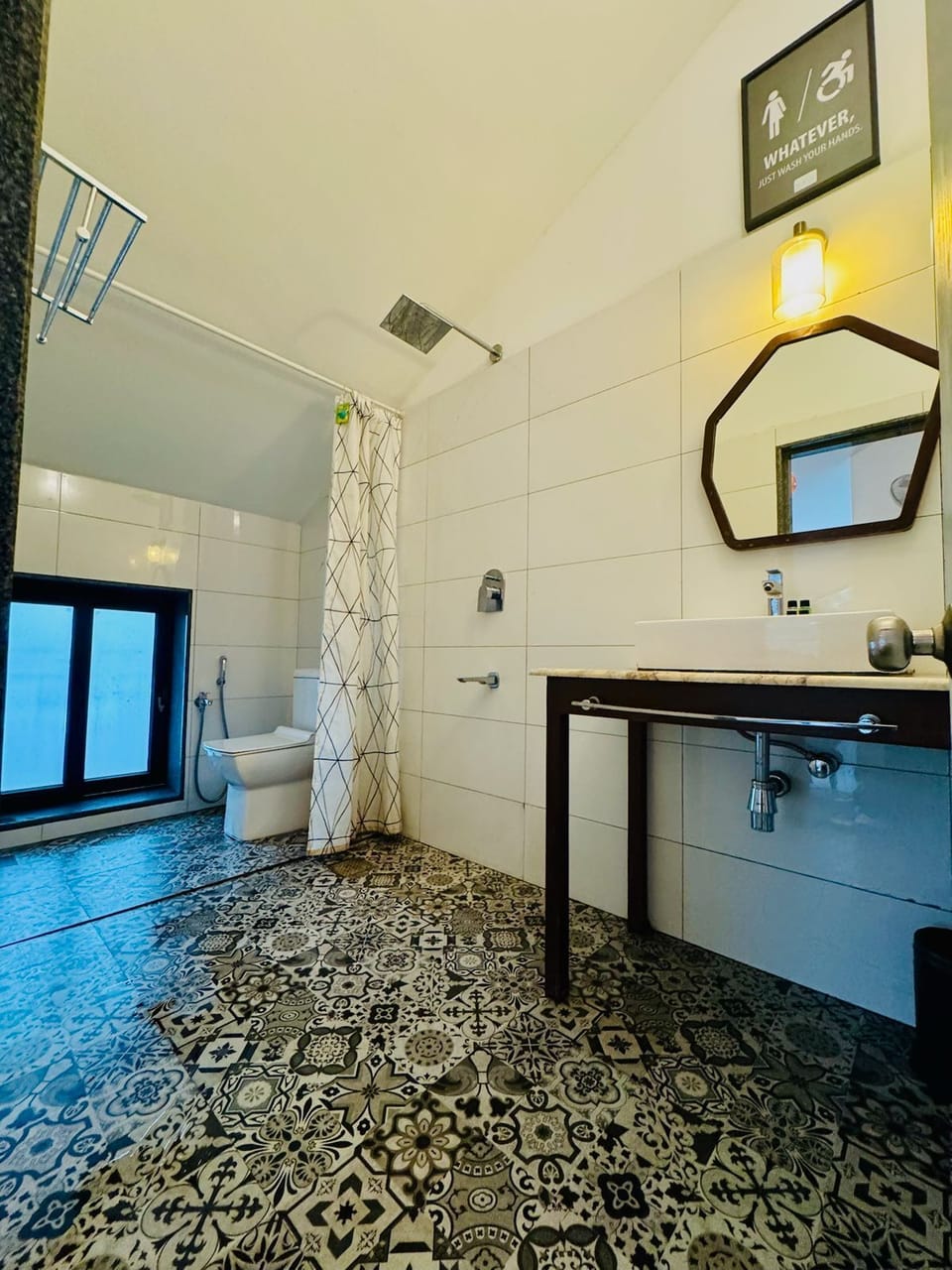 Premium Suite, Balcony, Pool View | Bathroom | Shower, rainfall showerhead, hair dryer, bidet