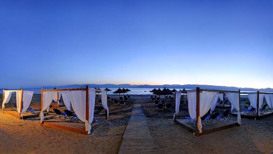 Paralia Studios Bed and Breakfast in Peloponnese, Western Greece and the Ionian