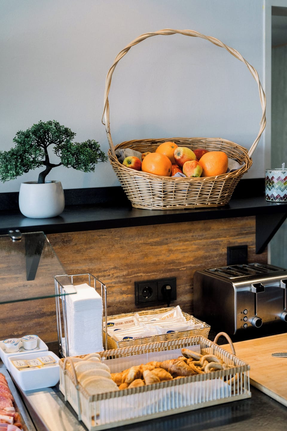 Highway Hotel Dasing – Augsburg Hotel in Bavaria