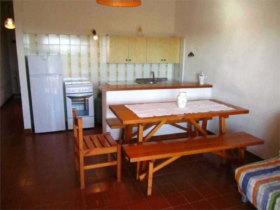 Apartment, 1 Bedroom | Private kitchenette | Fridge, stovetop, cookware/dishes/utensils