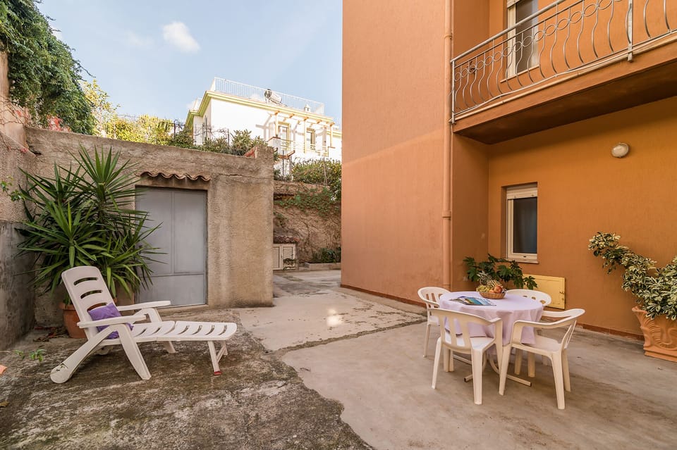 Apartment, 2 Bedrooms | Terrace/patio